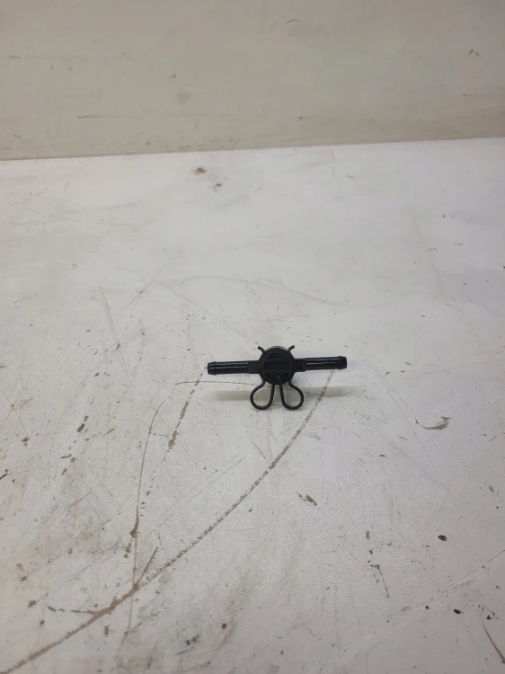 ZAWÓR PALIWA KRÓCIEC AUDI VW SEAT 1J0127247L