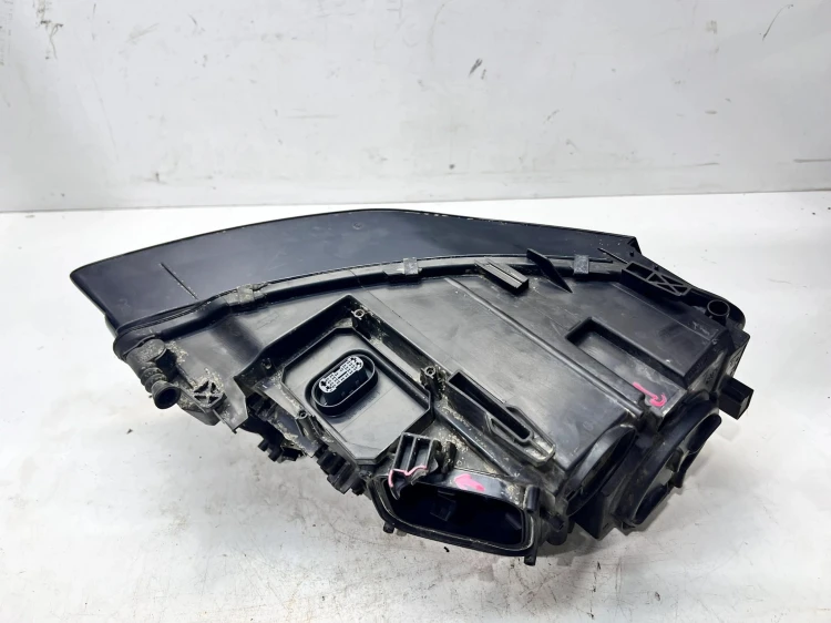 REFLEKTOR LAMPA XENON LEWY PRZÓD AUDI A4 B8 8K0941003G 13/26