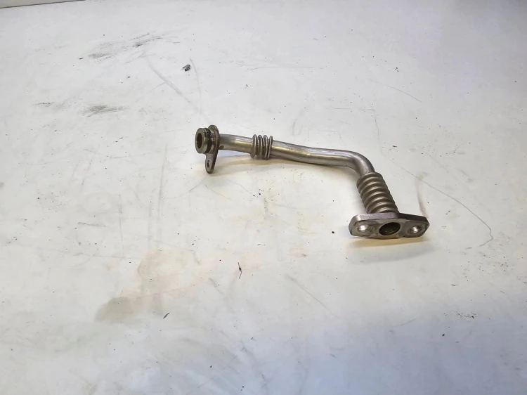 RURA PRZEWÓD POWRÓT OLEJU AUDI VW 04L145736E