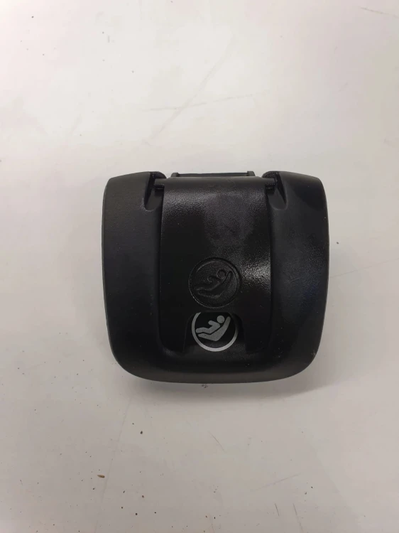 MOCOWANIE ISOFIX AUDI A4 B8 A5 Q5 8R0887223