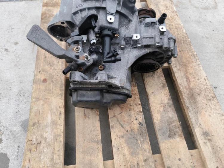 SKRZYNIA BIEGÓW AUDI VW SEAT SKODA MANUALNA MZM 1.6 TDI ORYGINAŁ !!!