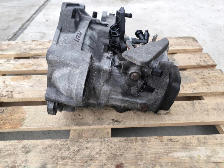 SKRZYNIA BIEGÓW AUDI VW SEAT SKODA MANUALNA MZM 1.6 TDI ORYGINAŁ !!!
