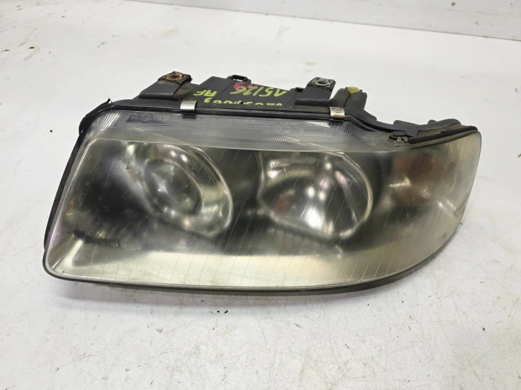 REFLEKTOR LAMPA LEWY PRZÓD AUDI A3 8L LIFT 8L0941003AF EU 15/26