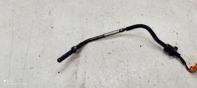 CZUJNIK TEMPERATURY SPALIN AUDI VW 03L906088F