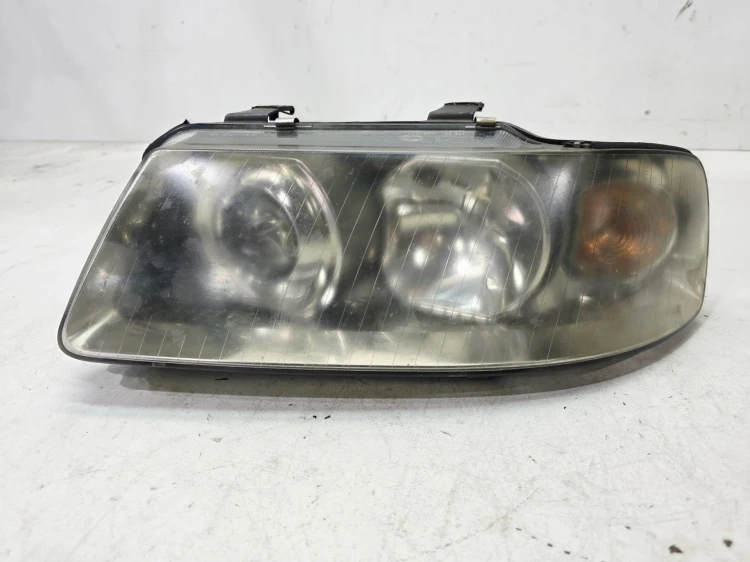 REFLEKTOR LAMPA LEWY PRZÓD AUDI A3 8L LIFT 8L0941003AF EU 15/26