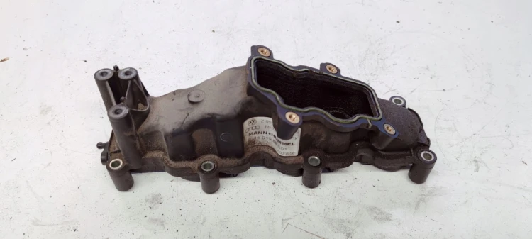 KOLEKTOR SSĄCY AUDI A6 C6 LIFT 2.7 TDI 059129712BS