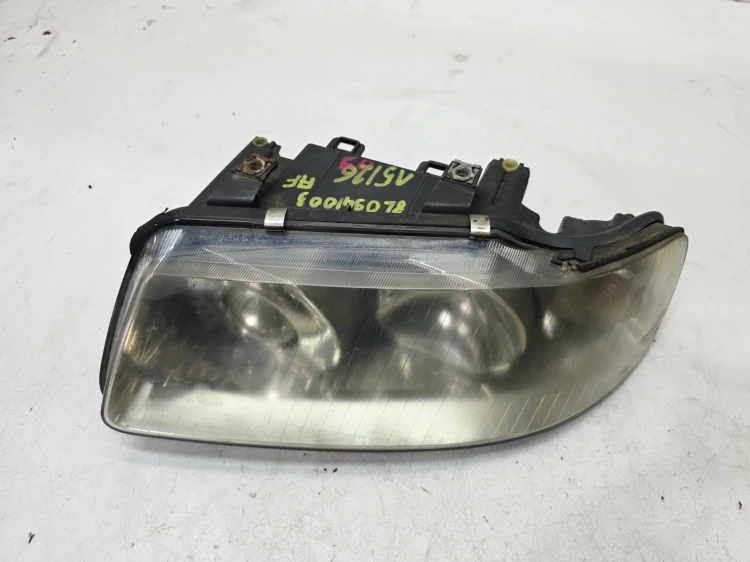 REFLEKTOR LAMPA LEWY PRZÓD AUDI A3 8L LIFT 8L0941003AF EU 15/26
