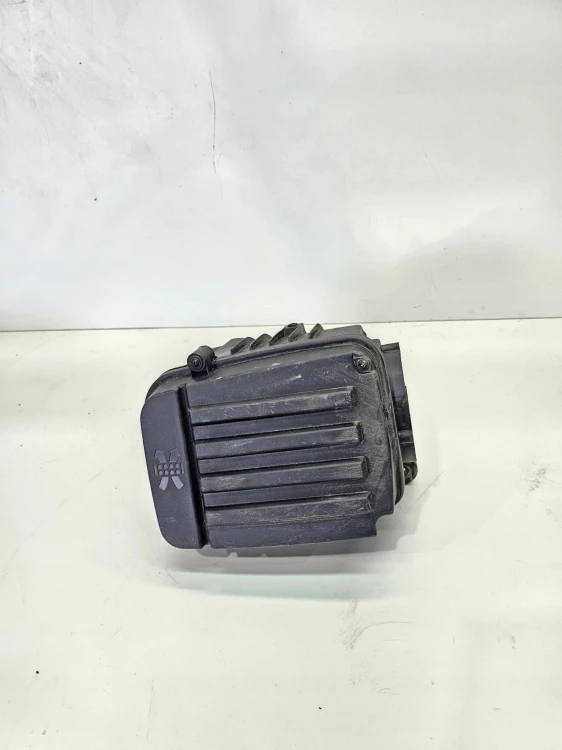 OBUDOW1A FILTRA POWIETRZA AUDI A3 8P VW SEAT SKODA 1F0129607 1K0129601