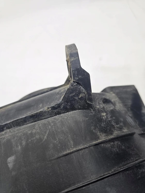 OBUDOW1A FILTRA POWIETRZA AUDI A3 8P VW SEAT SKODA 1F0129607 1K0129601
