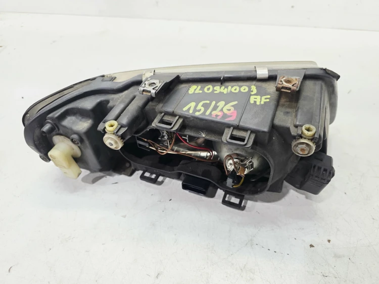 REFLEKTOR LAMPA LEWY PRZÓD AUDI A3 8L LIFT 8L0941003AF EU 15/26