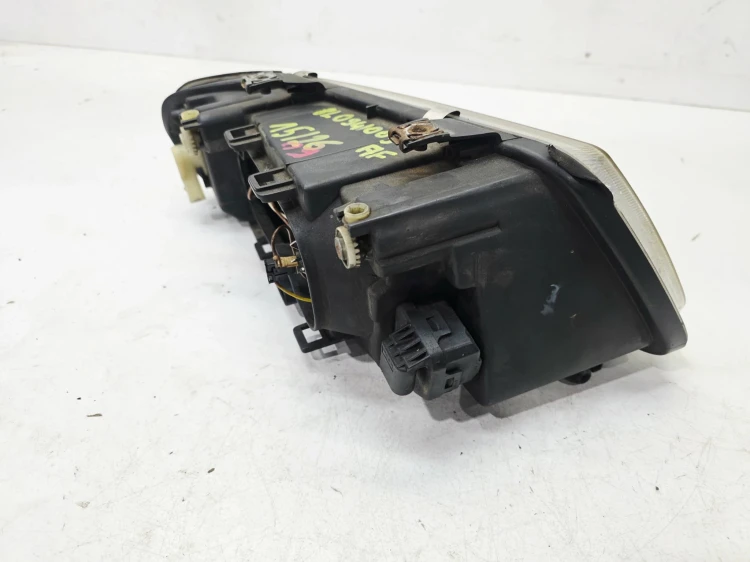 REFLEKTOR LAMPA LEWY PRZÓD AUDI A3 8L LIFT 8L0941003AF EU 15/26