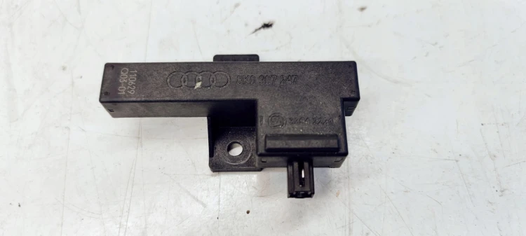 MODUŁ STEROWNIK ANTENY AUDI A4 B8 A5 Q5 8K0907247