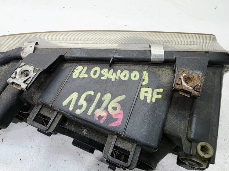 REFLEKTOR LAMPA LEWY PRZÓD AUDI A3 8L LIFT 8L0941003AF EU 15/26