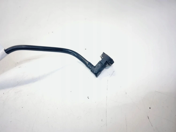 PRZEWÓD RURKA WODY AUDI A4 B8 A5 8K0121081AJ