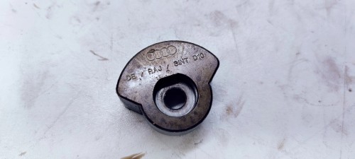 KÓŁKO BALANSUJĄCE AUDI A6 C6 2.4 BDW 06E103332C