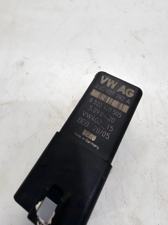 PRZEKAŹNIK SERWOTRONIC AUDI VW SEAT SKODA 03G907282A