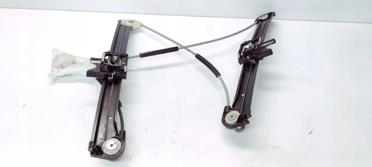 MECHANIZM PODNOSZENIA SZYBY LEWY PRZÓD AUDI A3 8V 8V4837461