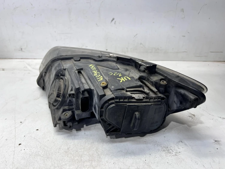 REFLEKTOR PRAWY ZWYKŁY AUDI Q7 4L 4L0941004K UK 1/26 VALEO