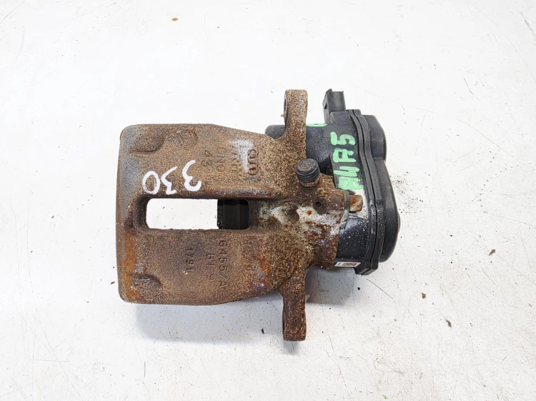 ZACISK HAMULCOWY ELEKTRYCZNY PRAWY TYŁ AUDI A4 B8 A5 Q5 POD TARCZĘ 330MM