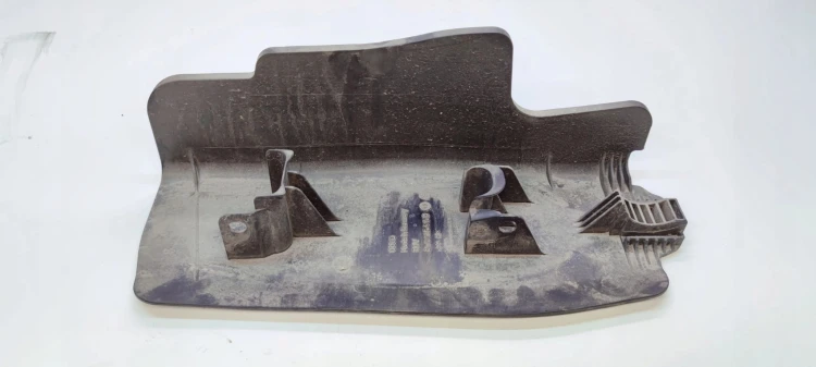 OSŁONA WAHACZA LEWY TYŁ AUDI A4 B9 8W0505415D