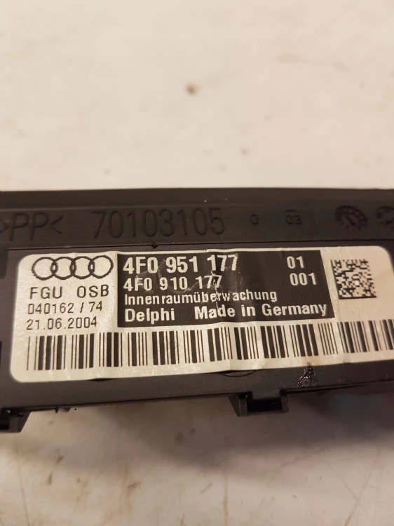 CZUJNIK RUCHU KABINY AUDI A6 C6 Q7 4F0951177