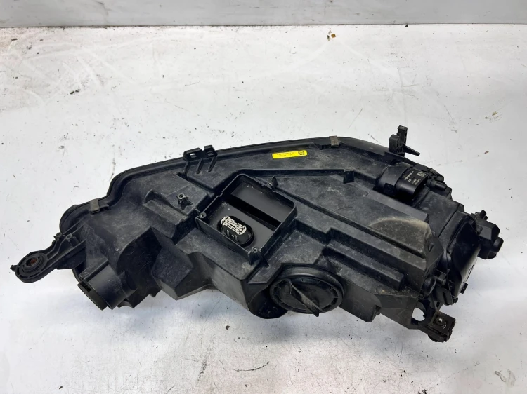 REFLEKTOR LEWY PRZÓD AUDI A5 8W 8W6941043D UK