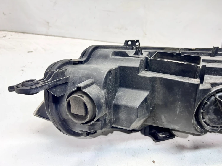 REFLEKTOR LEWY PRZÓD AUDI A5 8W 8W6941043D UK