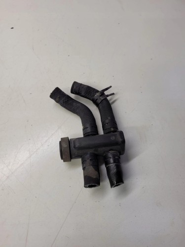 ROZDZIELACZ ZAWÓR PALIWA AUDI 2.0 2.7 8T0127247B