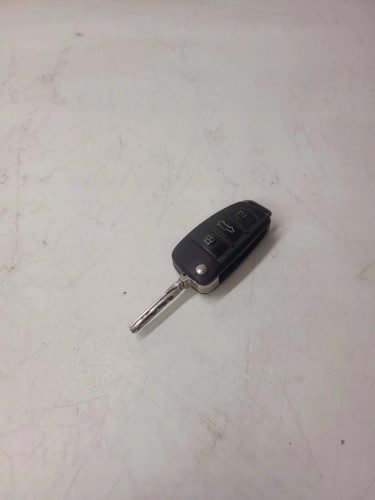 KLUCZYK PILOT SCYZORYK AUDI A6 C6 Q7 4F0837220R 13