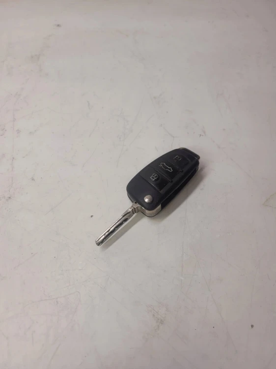 KLUCZYK PILOT SCYZORYK AUDI A6 C6 Q7 4F0837220R 13