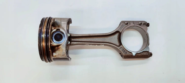 TŁOK + KORBOWÓD AUDI VOLKSWAGEN SEAT SKODA 2.0 TFSI TSI 06LJ 06KBF 82.420