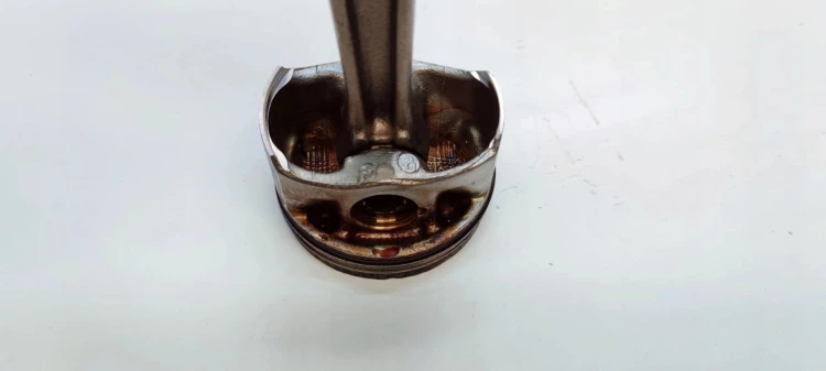 TŁOK + KORBOWÓD AUDI VOLKSWAGEN SEAT SKODA 2.0 TFSI TSI 06LJ 06KBF 82.420