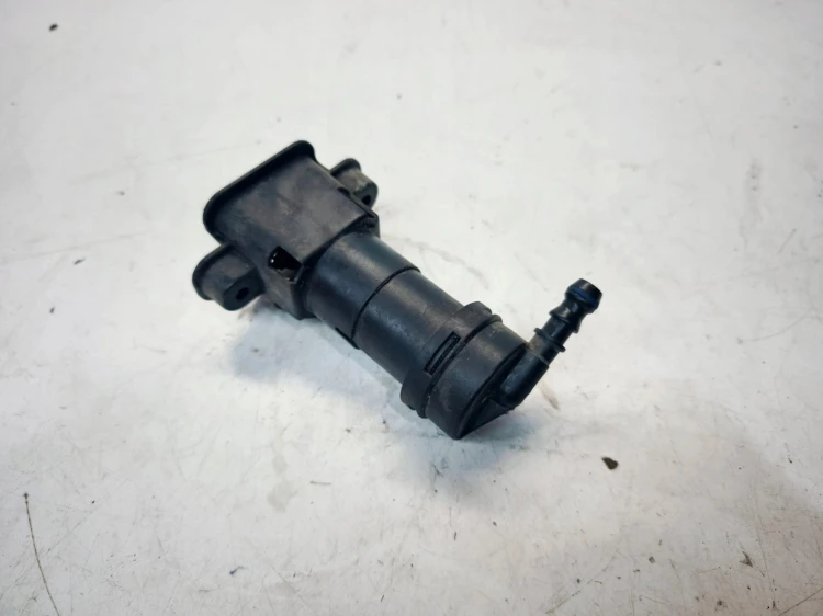 SPRYSKIWACZ REFLEKTORA LEWY AUDI A4 B6 8E0955101