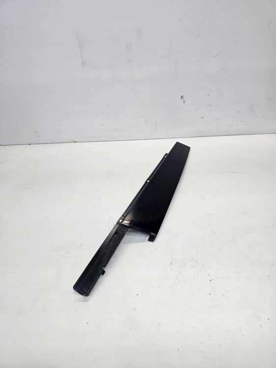 NAKŁADKA OSŁONA SŁUPKA AUDI A4 B9 LEWY PRZÓD 8W0837901