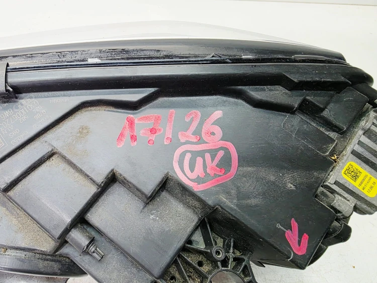 REFLEKTOR LAMPA PRAWY PRZÓD XENON AUDI A5 8W 8W6941006D 17/26