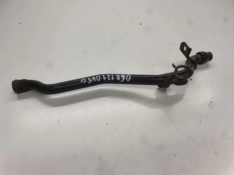 RURA PRZEWÓD WODY AUDI A6 C6 3.2 FSI 06E121065G