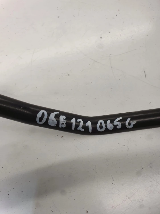 RURA PRZEWÓD WODY AUDI A6 C6 3.2 FSI 06E121065G