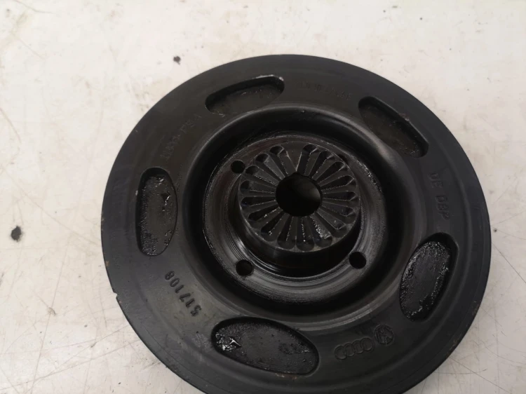 KOŁO PASOWE WAŁU AUDI A4 B8 A5 8T 1.8 06H105243F