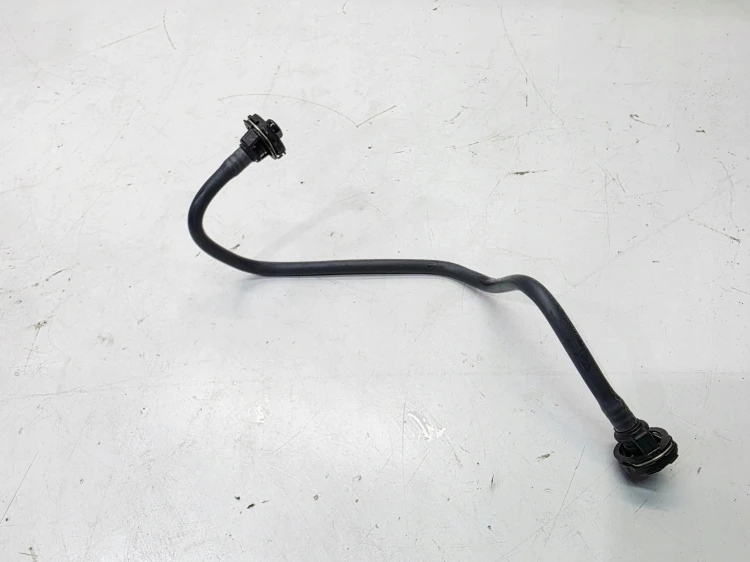 PRZEWÓD RURKA WODY ODPOWIETRZAJĄCA AUDI A4 B9 A5 8W0121081EE