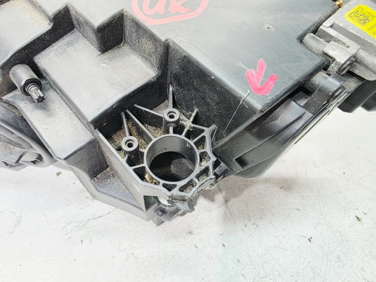 REFLEKTOR LAMPA PRAWY PRZÓD XENON AUDI A5 8W 8W6941006D 17/26