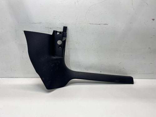 OSŁONA PROGU PRAWA AUDI A3 8Y 8Y2867272