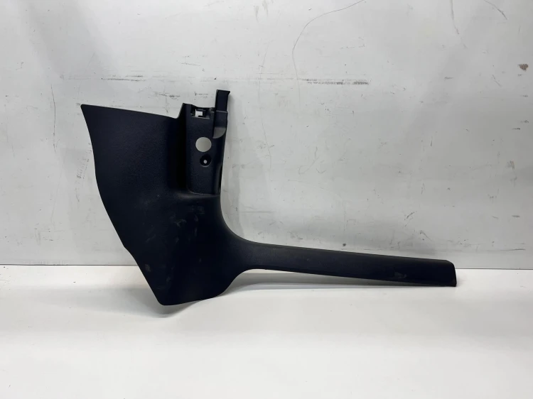 OSŁONA PROGU PRAWA AUDI A3 8Y 8Y2867272