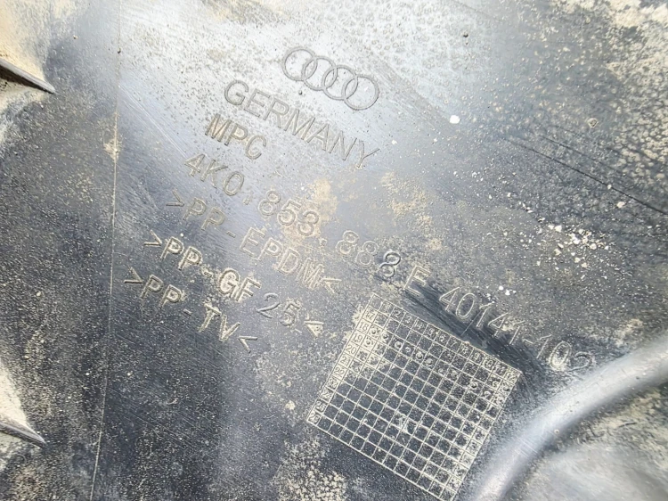 NADKOLE NOSEK PRAWY PRZÓD AUDI A6 C8 4K0853888E