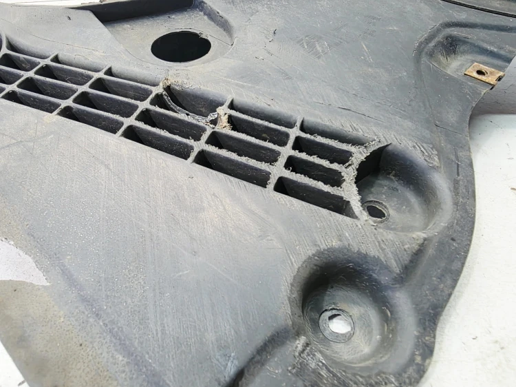 NADKOLE NOSEK PRAWY PRZÓD AUDI A6 C8 4K0853888E