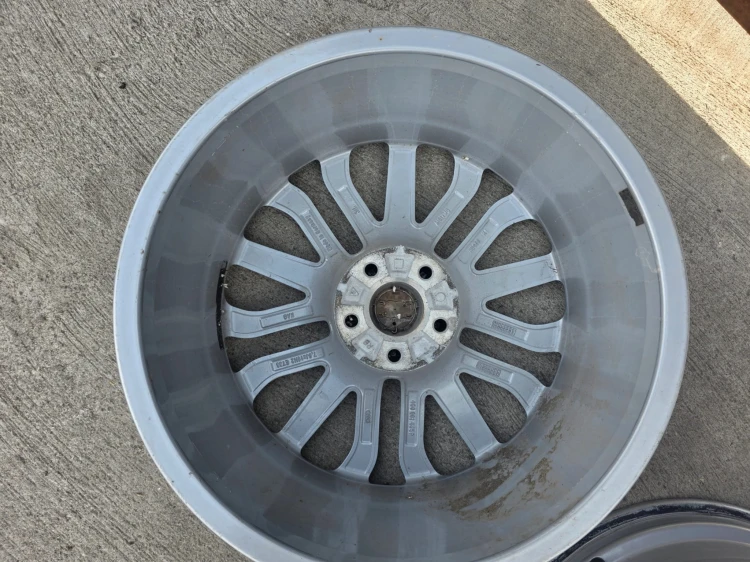 FELGA FELGI VW AUDI A4 A5 A6 ITP 7.5J R19 ET33 4G0601025P KOMPLET 25/26