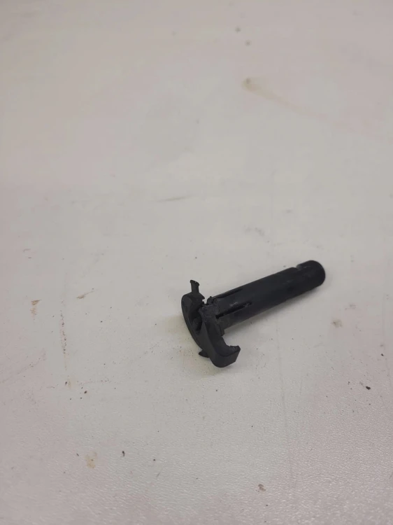 UCHWYT MOCOWANIE CHŁODNIC AUDI A4 A5 Q5 WHT001506A