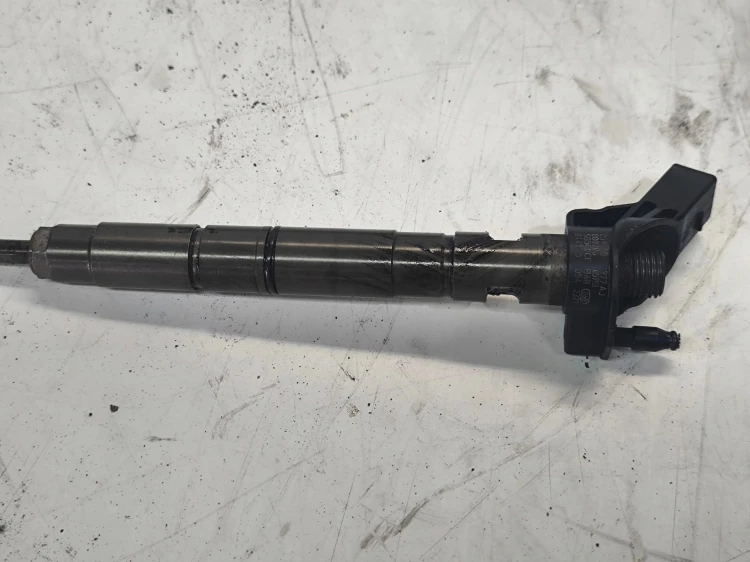 WTRYSK WTRYSKIWACZ AUDI VW 2.7 3.0 TDI 059130277AJ ORYGINAŁ !!!