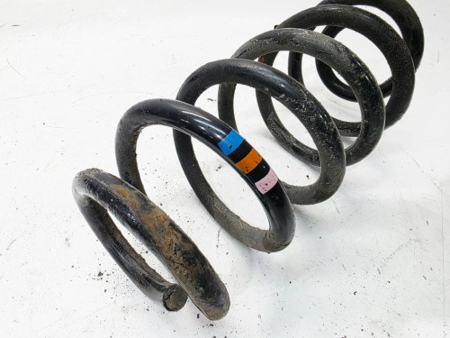 SPRĘŻYNA PRZÓD PRZEDNIA LEWA LUB PRAWA AUDI A4 B6 B7 300MM X 15MM