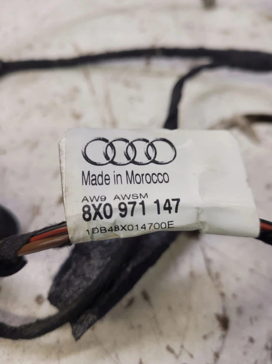 WIĄZKA KLAPY BAGAŻNIKA AUDI A1 8X 8X0971147