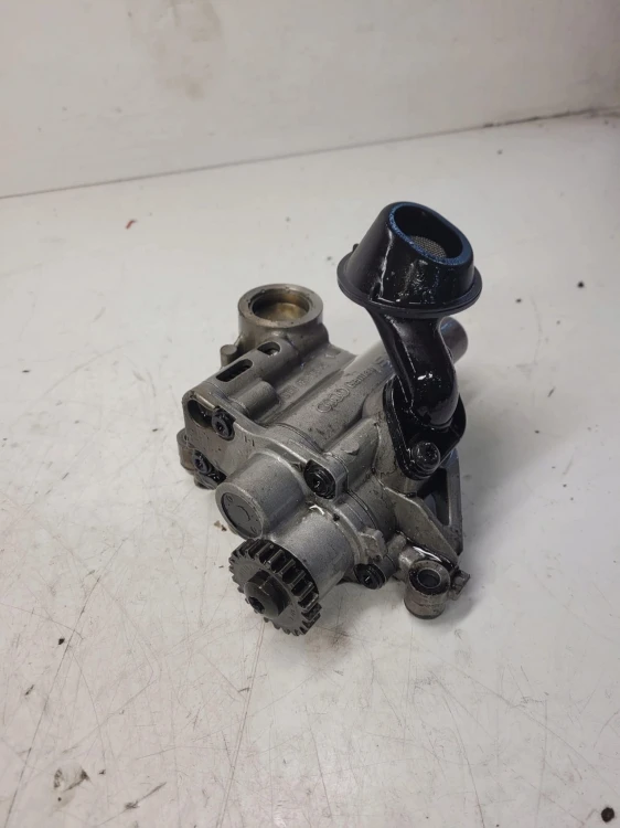 POMPA OLEJU AUDI VW SEAT 1.8 2.0 TFSI 06H115105AC